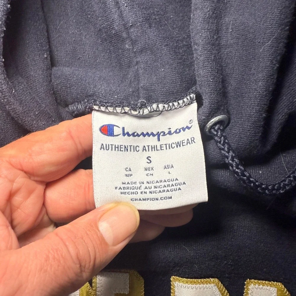 Champion Notre Dame Fighting Irish Blue Embroidered Hoodie Sweatshirt Mens S‎